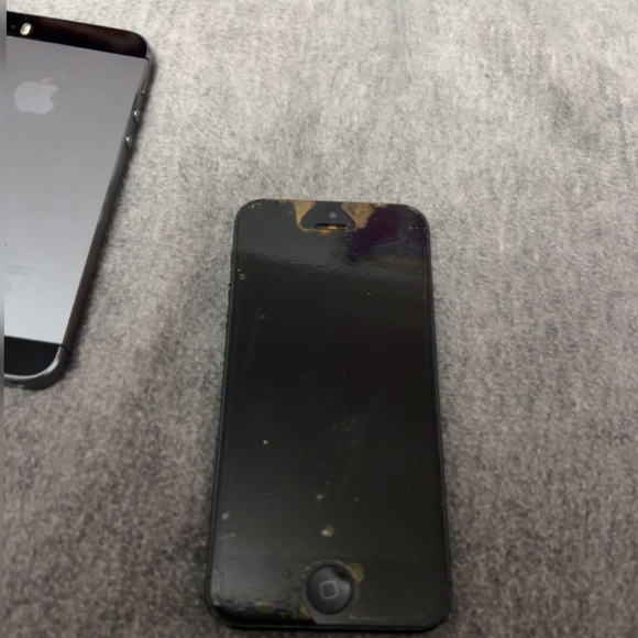 iPhone - Picture 6 of 7